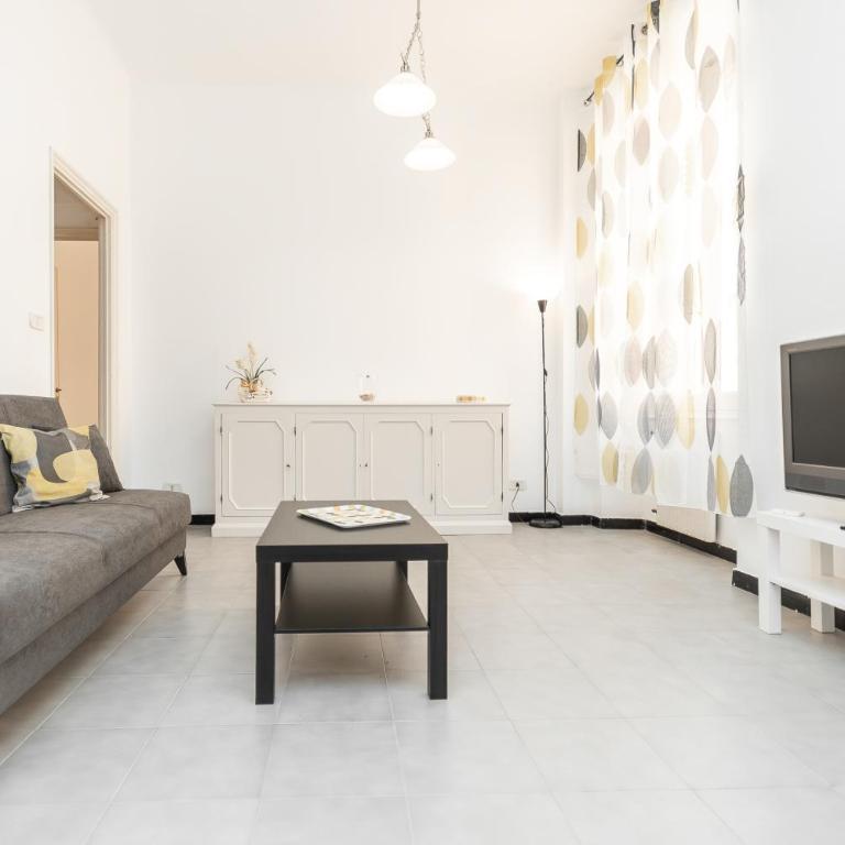 7 minuti dal Centro Città - Appartamento con 1 Camera da Letto - 8