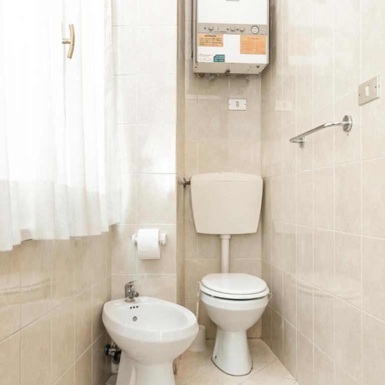 7 minuti dal Centro Città - Appartamento con 1 Camera da Letto - 13