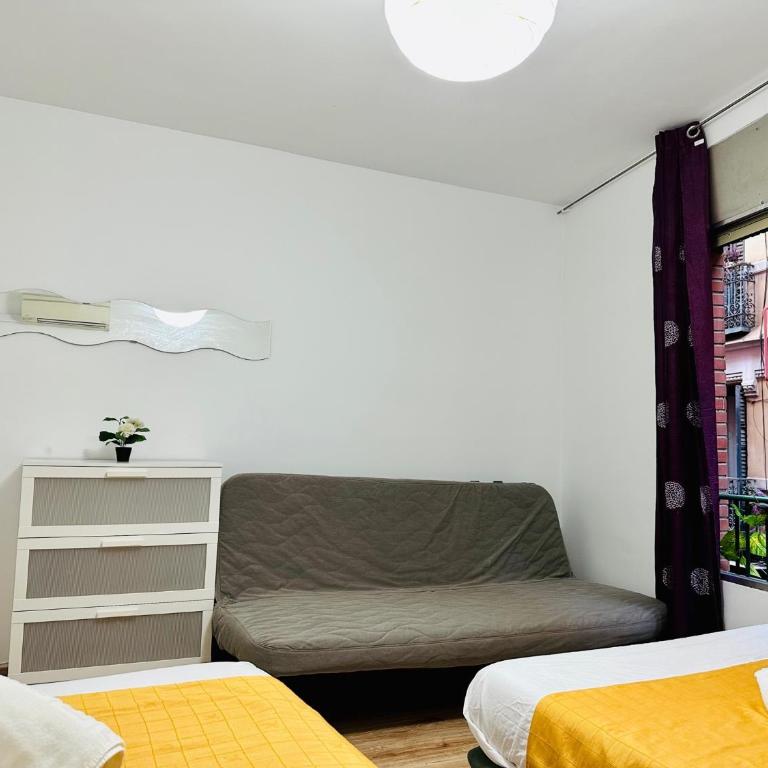 Rooms in Madrid Downtown - Chambre Familiale - 3