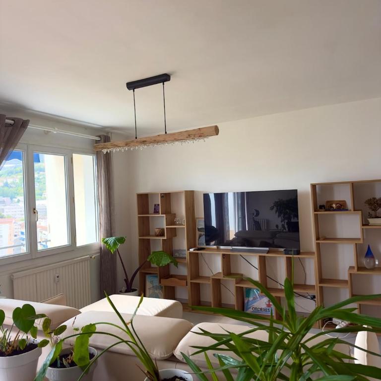 T2 balcon vue montagne, parking, Gap centre - One-Bedroom Apartment - 5