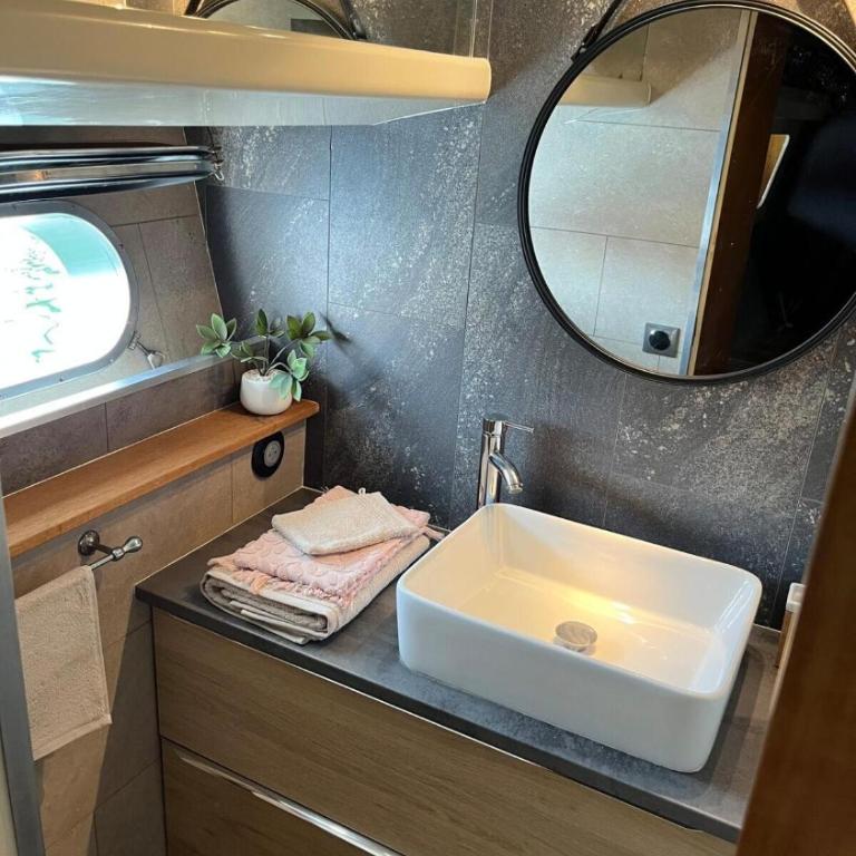 Aquamarina - Appartement Deux Chambres avec Vue Partielle sur l'Océan - 2