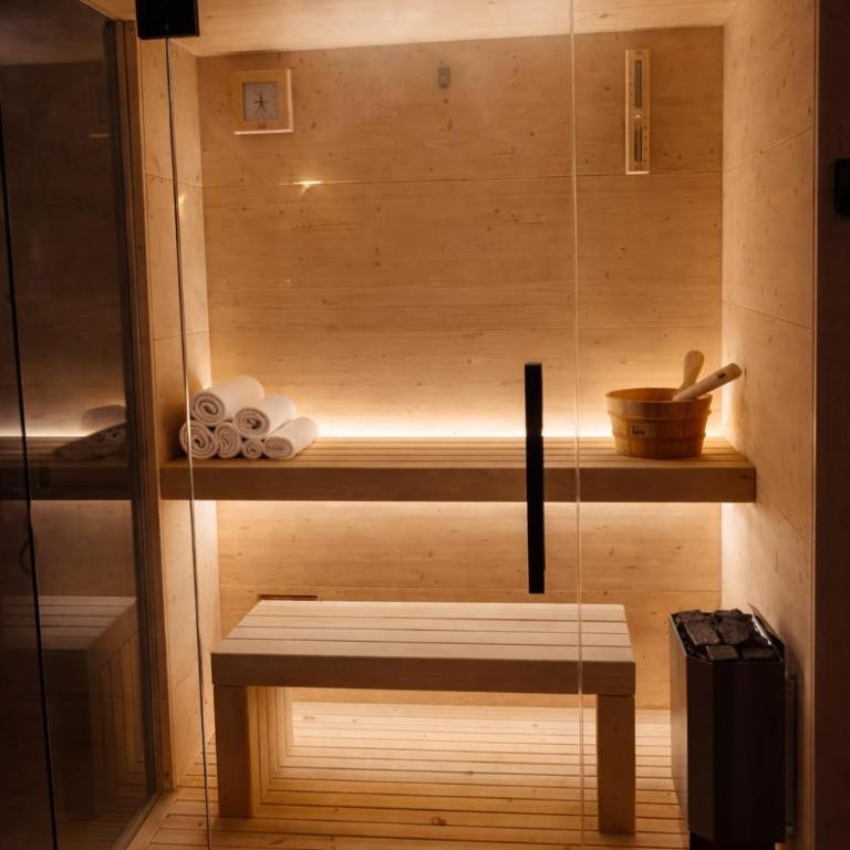 Indoor Pool & SPA Luxury Apt Porta Venezia - Two-Bedroom Apartment - 14