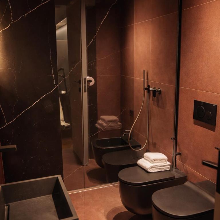 Indoor Pool & SPA Luxury Apt Porta Venezia - Two-Bedroom Apartment - 35