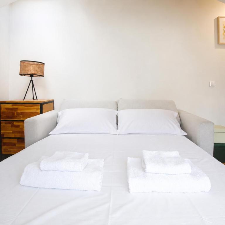 GuestReady - Nice studio under the roof for 2 - Studio - 3