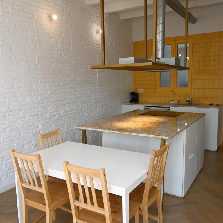 Homenfun Barcelona plaza Joanic - Apartamento de 2 dormitorios - 7