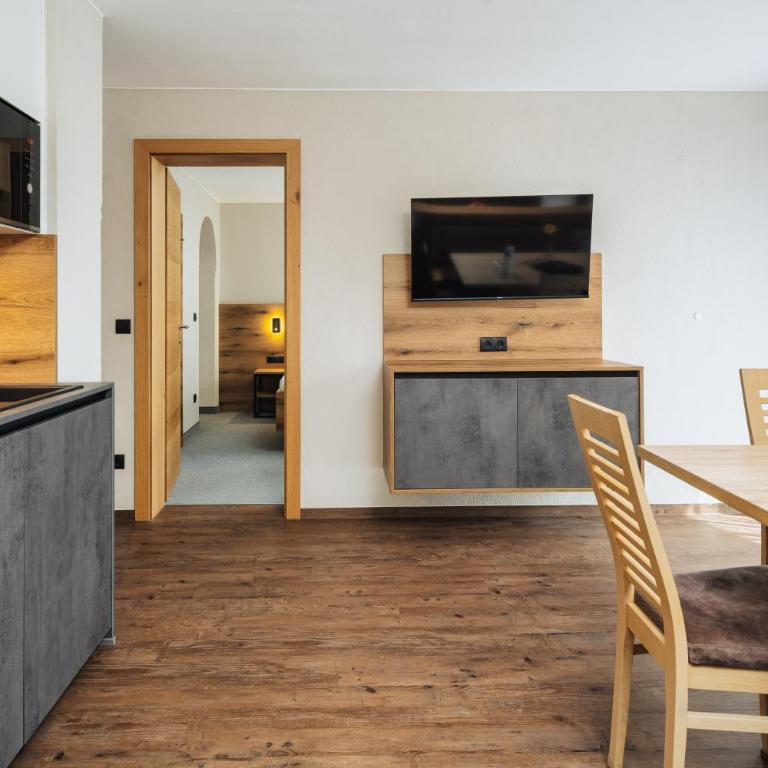 Haus Enzian - Apartment mit 1 Schlafzimmer und Balkon - 4