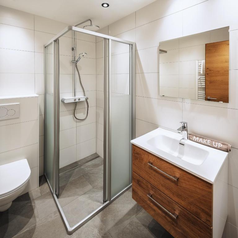 Haus Enzian - Apartment mit 1 Schlafzimmer und Balkon - 8