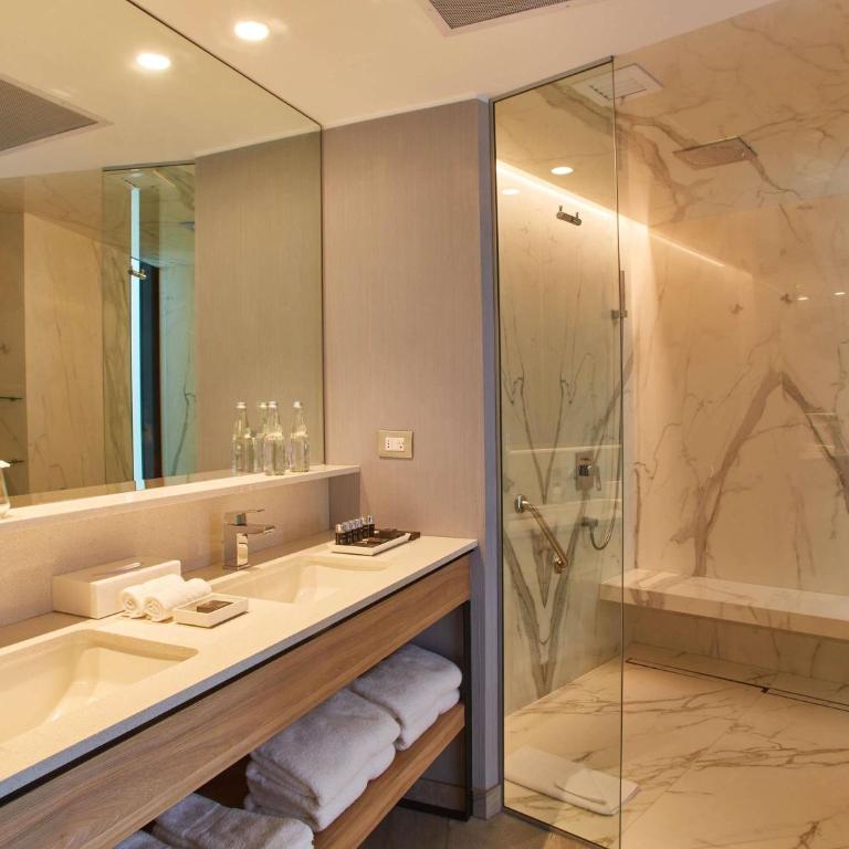 Pullman Lima Miraflores - Suite Presidencial con acceso al salón - 4