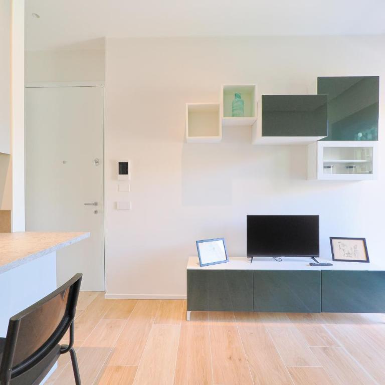 Hostmate- Milano - House of the Sun - One-Bedroom Apartment - 20