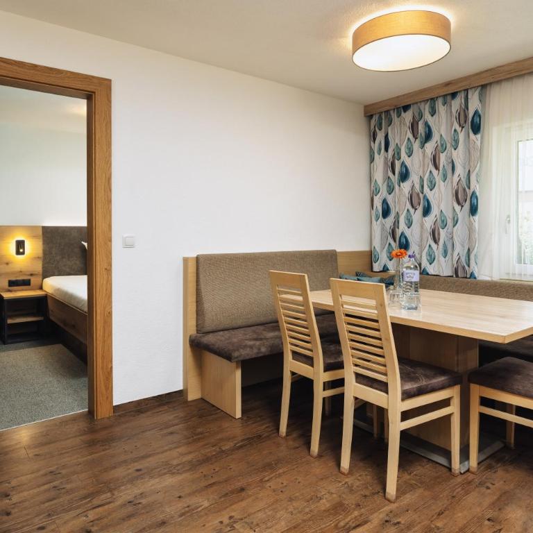 Haus Enzian - Apartment mit 2 Schlafzimmern - 8