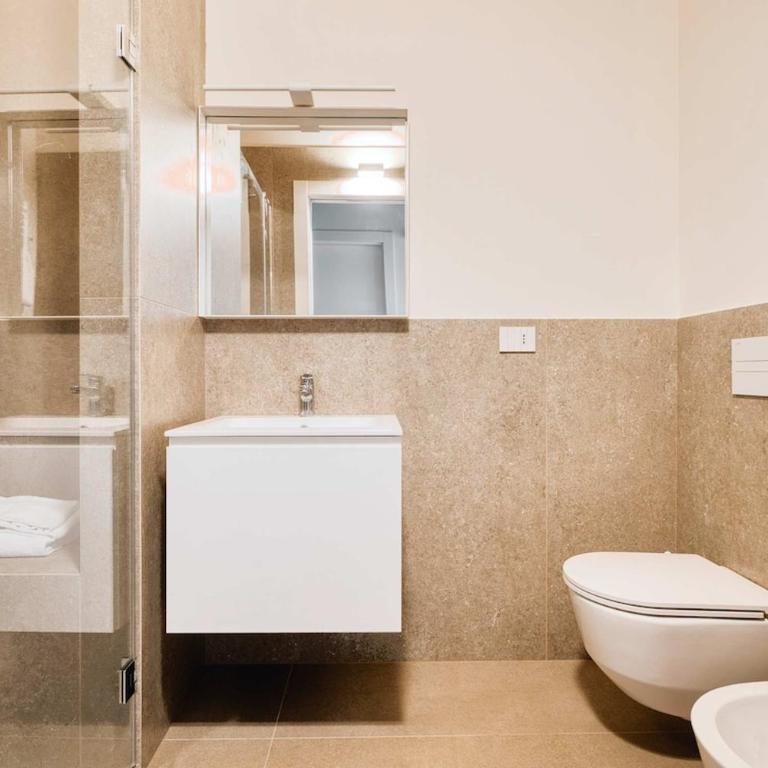 Luxury 5BR Retreat near Navigli - Apartment - 2
