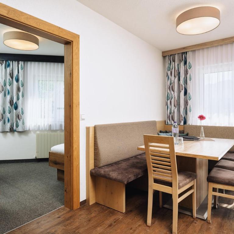 Haus Enzian - Apartment mit 2 Schlafzimmern und Balkon - 6