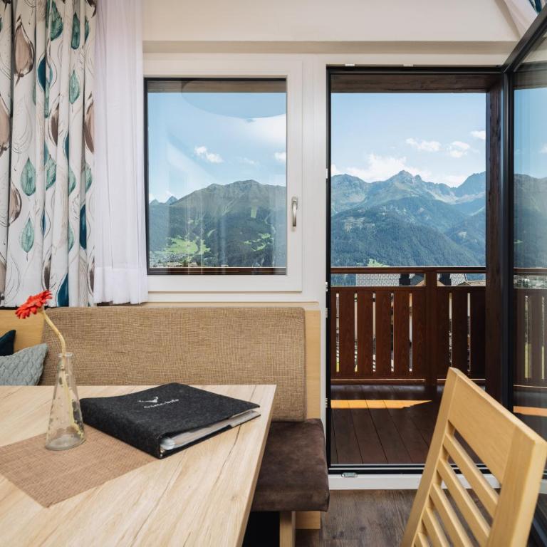 Haus Enzian - Apartment mit 2 Schlafzimmern und Balkon - 11