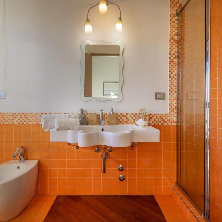 Rooftop 25 3 Suites Big Terrace - Three-Bedroom Apartment - 2