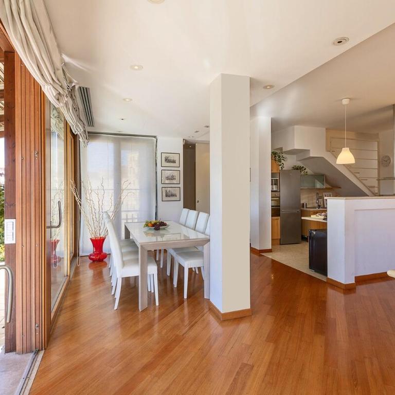 Rooftop 25 3 Suites Big Terrace - Three-Bedroom Apartment - 6