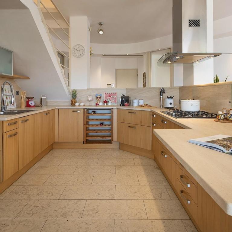 Rooftop 25 3 Suites Big Terrace - Three-Bedroom Apartment - 12