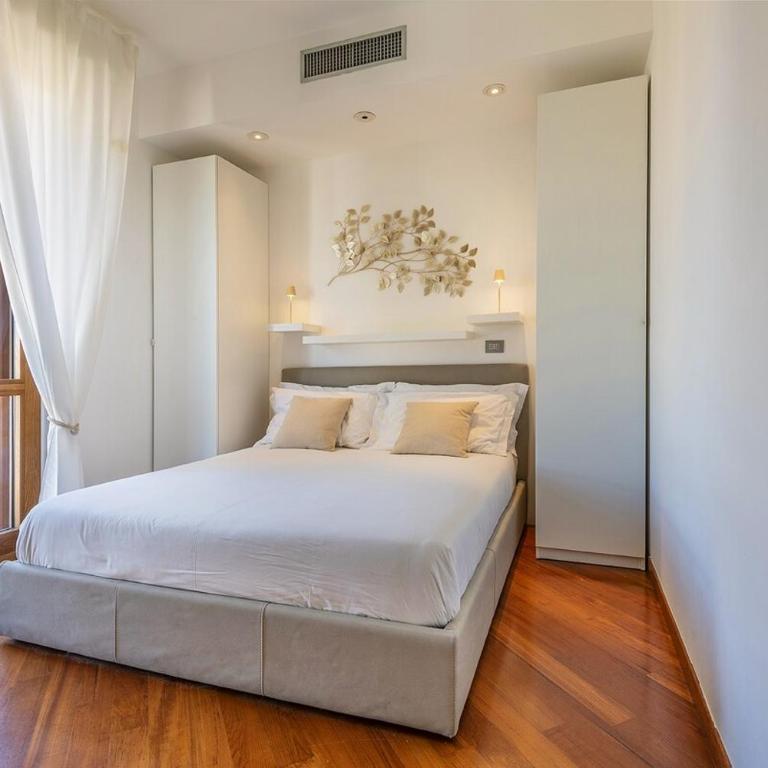 Rooftop 25 3 Suites Big Terrace - Three-Bedroom Apartment - 16