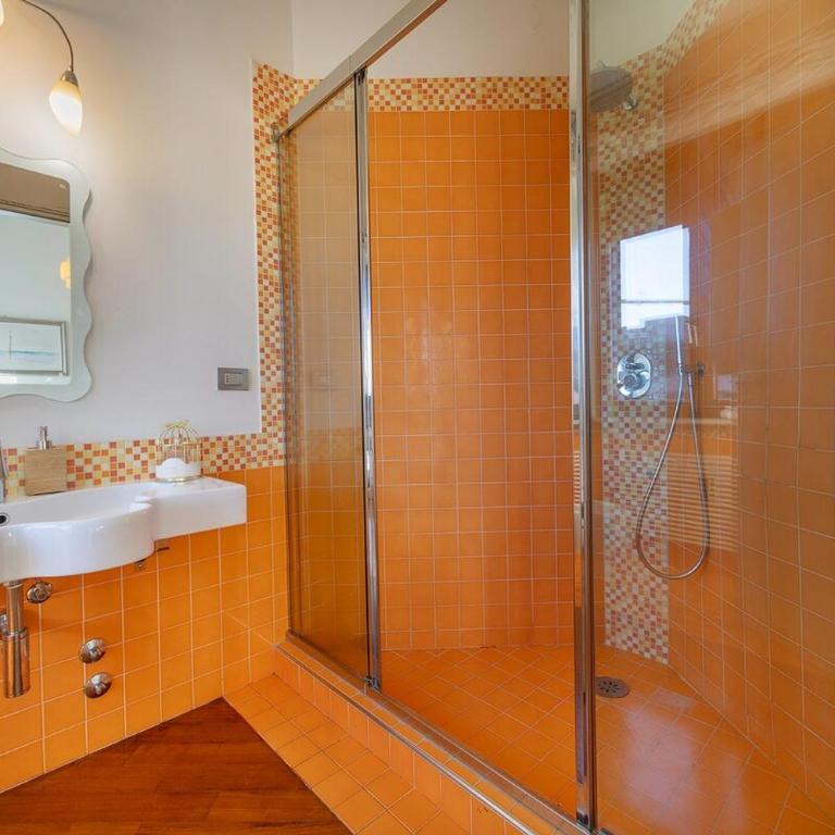 Rooftop 25 3 Suites Big Terrace - Three-Bedroom Apartment - 19