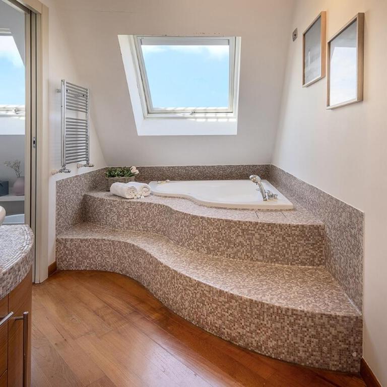 Rooftop 25 3 Suites Big Terrace - Three-Bedroom Apartment - 30