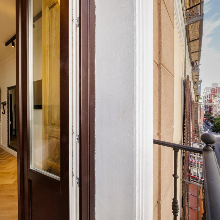 Alistana Boutique Gran Vía - Habitación Doble Deluxe con vistas a la ciudad - 1 o 2 camas - 12