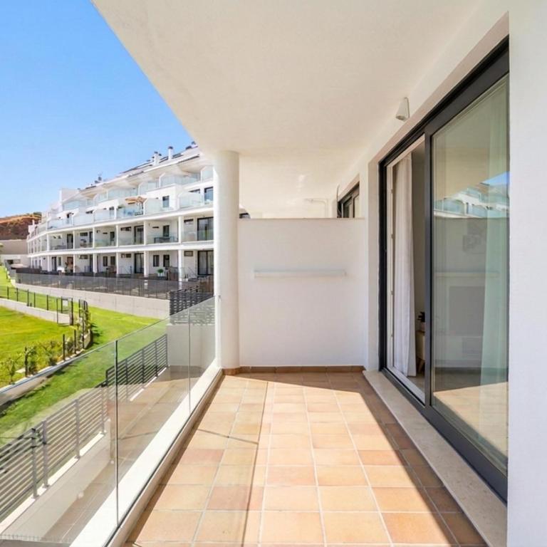 Sunset Med Hills 2BR Fuengirola - Apartamento de 2 dormitorios con balcón - 18