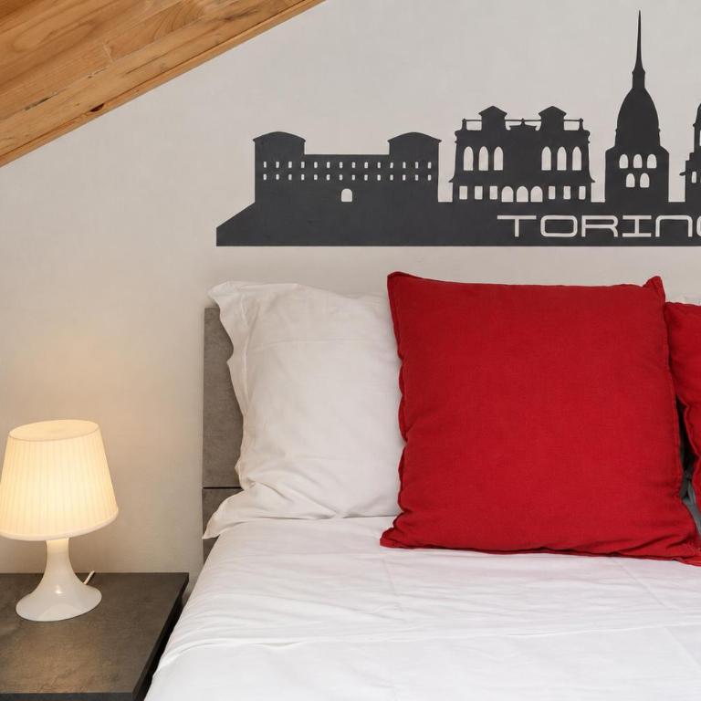Thiago Home-Elegant Mansarda Santa Giulia Square - Apartamento de 1 dormitorio - 40