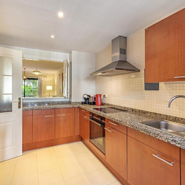 5 min to Banus, Pools, Hot Tub, Parking - Apartamento con terraza - 19