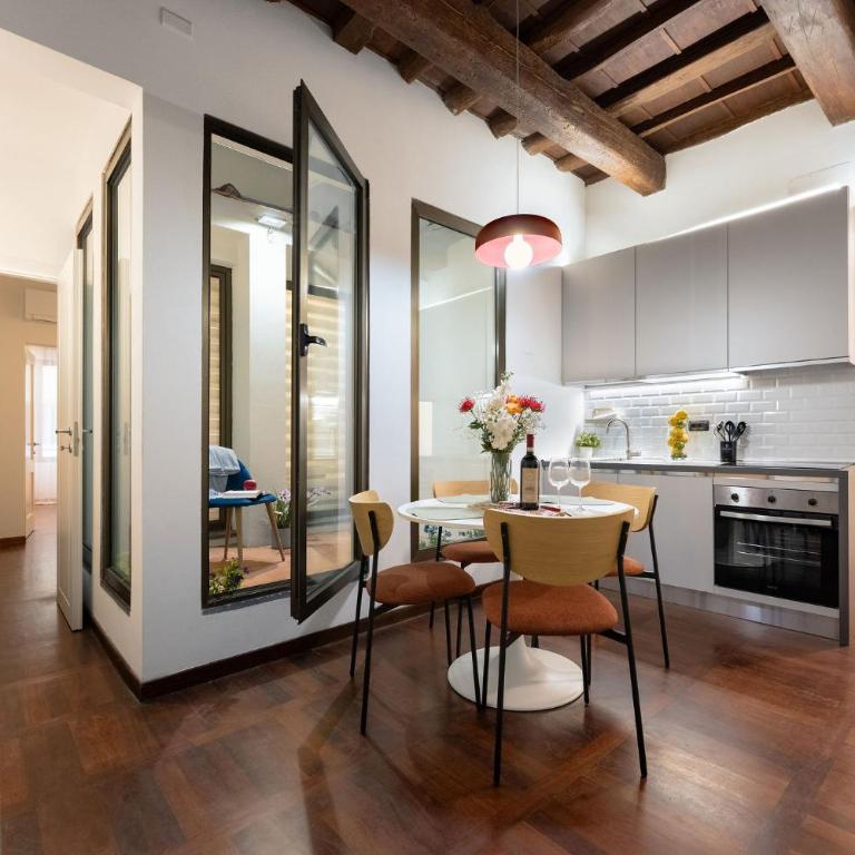 Keys of Italy - Palazzuolo 83 - Elegant Renewed 2BDR by the Station - Appartement 2 Chambres - 4