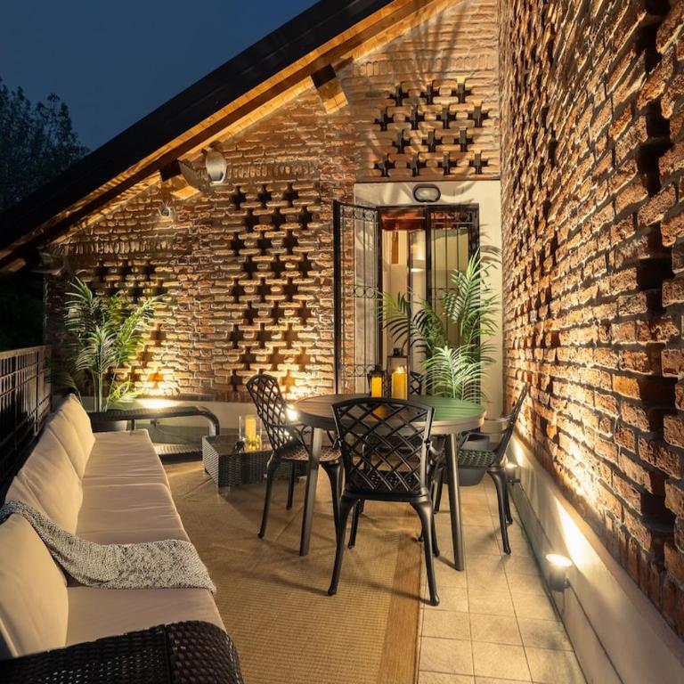 Designer Loft with Private SPA and Terrace - Apartment - 40