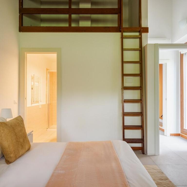 Designer Loft with Private SPA and Terrace - Apartment - 44