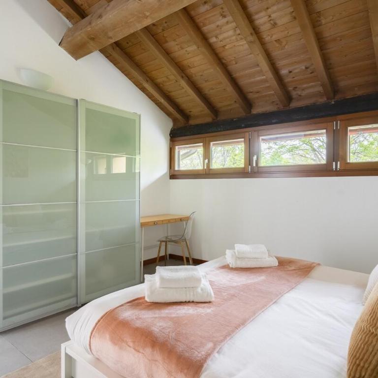 Designer Loft with Private SPA and Terrace - Apartment - 67
