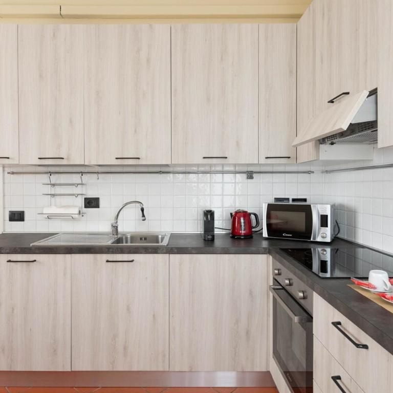 3 Bedroom Apartment with Terrace - Apartment - 15