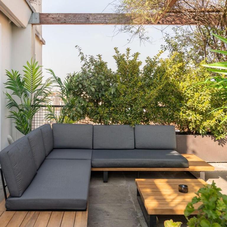 3 Bedroom Apartment with Terrace - Apartment - 33