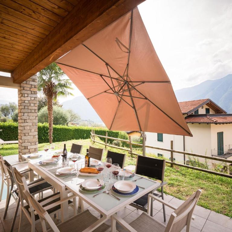 Villa Donagh- Home with pool sleeps 12 by Italian Apartments - Casa Vacanze - 12