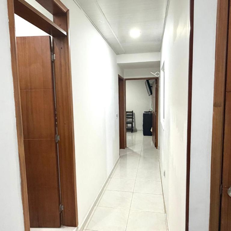 Bonito, ubicacion residencial - Apartamento amoblado - Apartamento de 3 dormitorios - 14