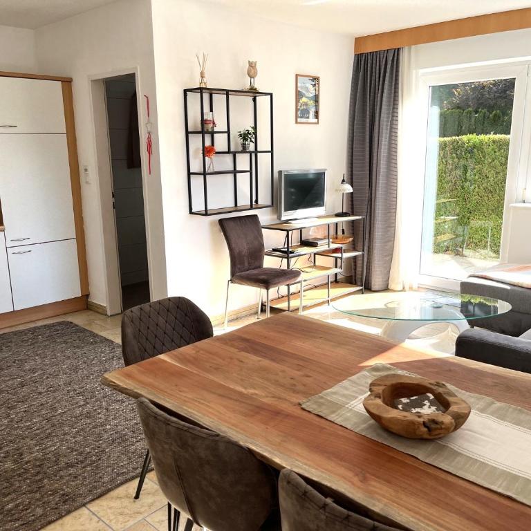 Apartments Scheffau - Apartment mit 2 Schlafzimmern und Terrasse - 3