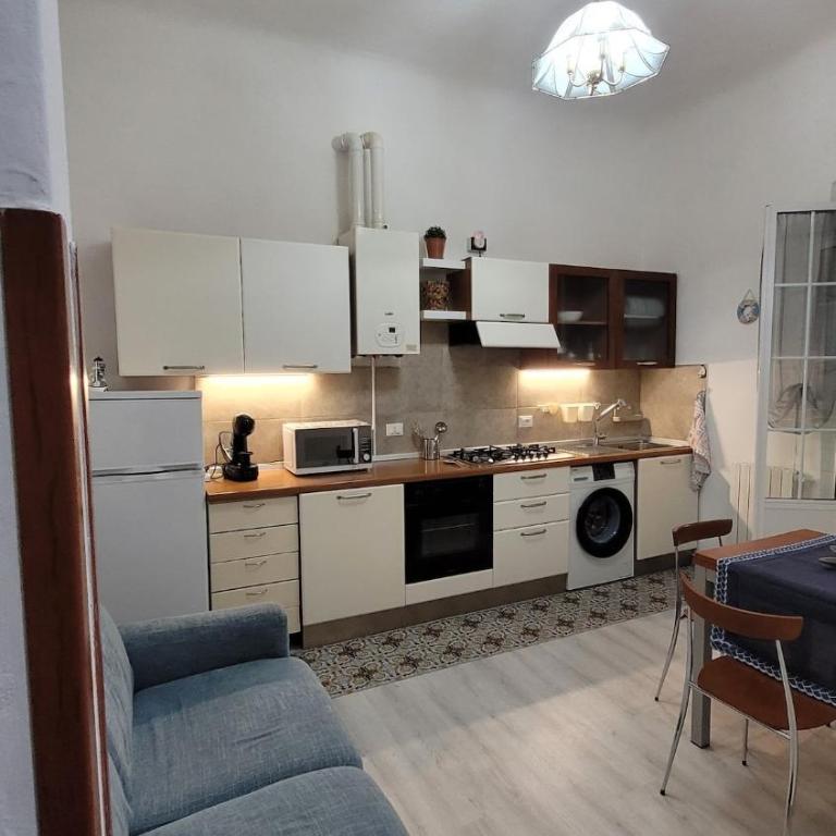 Harmony House 4-bed apartment with private parking - Apartment mit 1 Schlafzimmer - 12