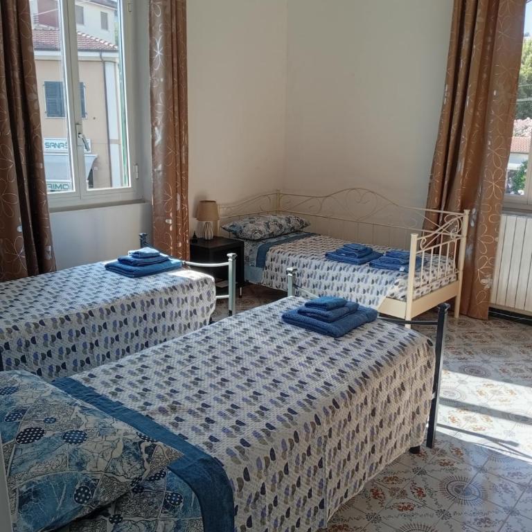 Harmony House 4-bed apartment with private parking - Apartment mit 1 Schlafzimmer - 15