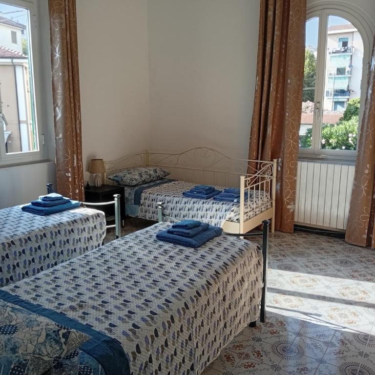 Harmony House 4-bed apartment with private parking - Apartment mit 1 Schlafzimmer - 38