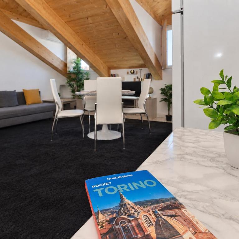 Coco Home-Chic Mansarda In the Heart of Turin - Appartamento con 1 Camera da Letto - 21