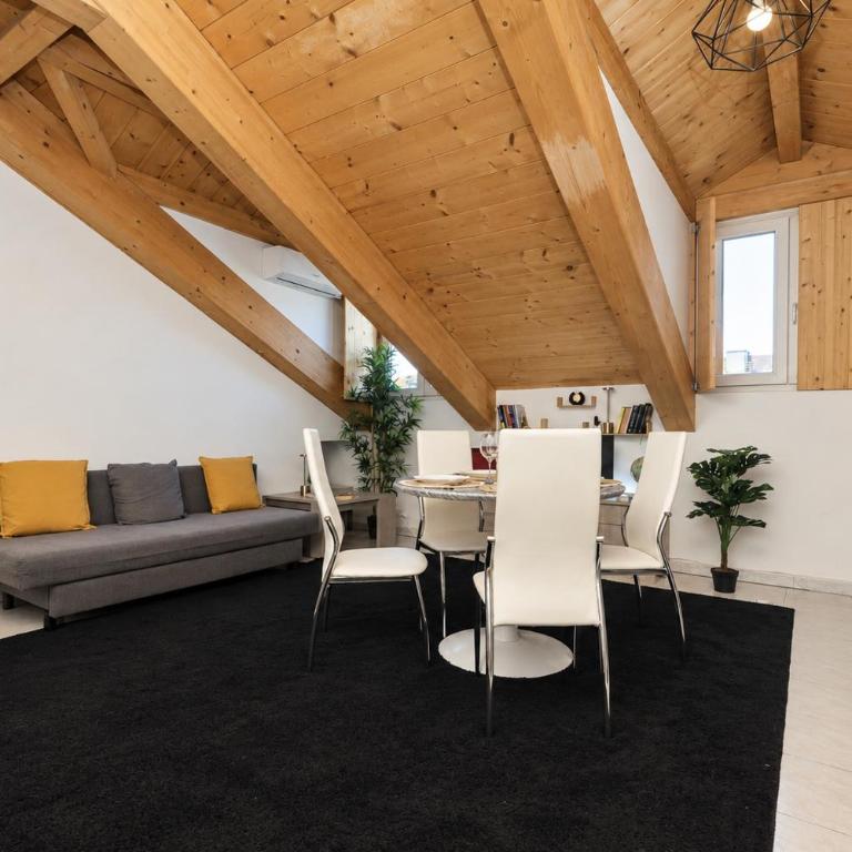 Coco Home-Chic Mansarda In the Heart of Turin - Appartamento con 1 Camera da Letto - 16