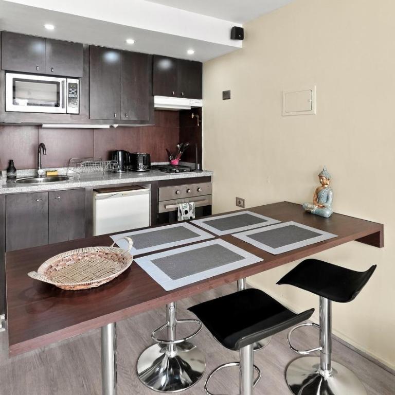 Oceana Suites Providencia - One-Bedroom Apartment with View - 3