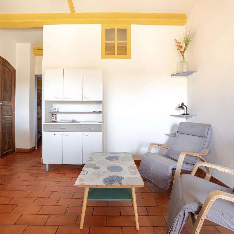 Location piscine var wifi - Maison 1 Chambre - 1