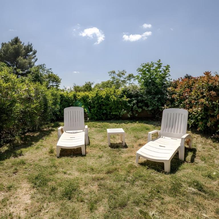 Location piscine var wifi - Maison 1 Chambre - 9