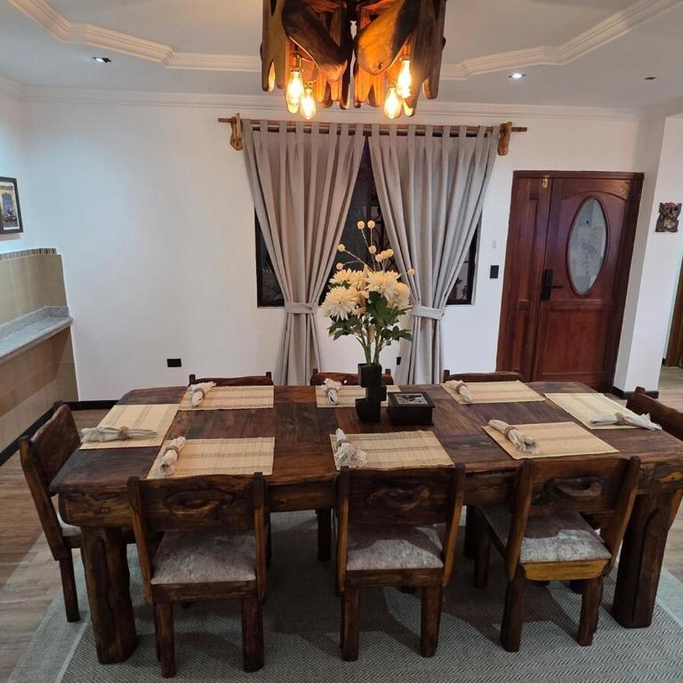 Casa Yanuncay Rustic house with parking in Cuenca - Three-Bedroom Apartment - 22