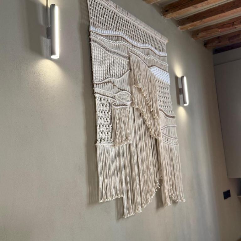 San Barnaba on the Canal - One-Bedroom Apartment - 11