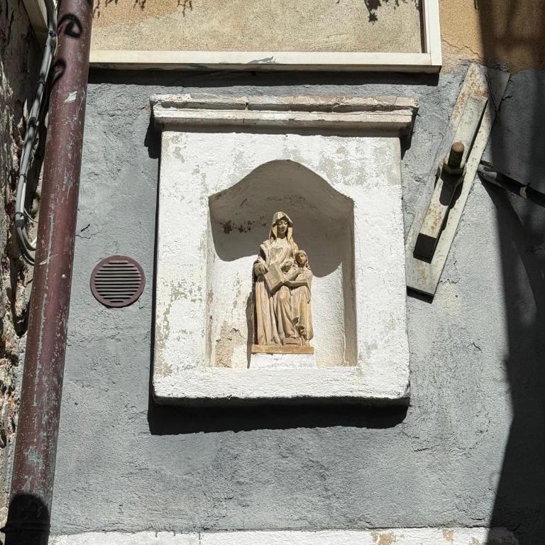 San Barnaba on the Canal - One-Bedroom Apartment - 13