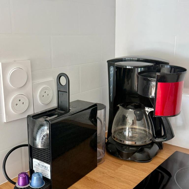 Appartement Cosy 1 chambre pour 2 pers - rénové - terrasse - parking - Appartement 1 Chambre - 12
