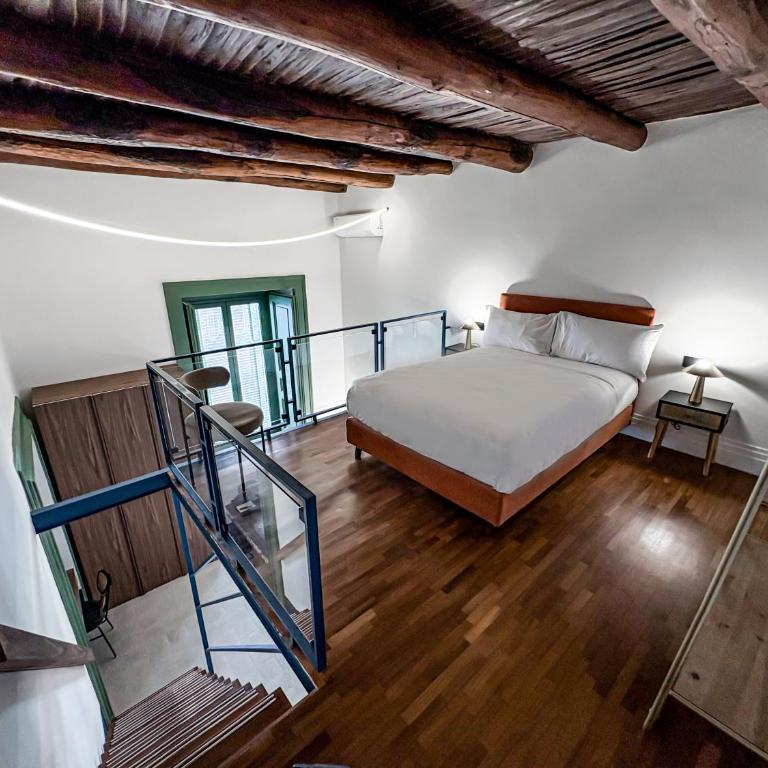 Baggio Hotels - Naples Center - Deluxe Vierbettzimmer - 4