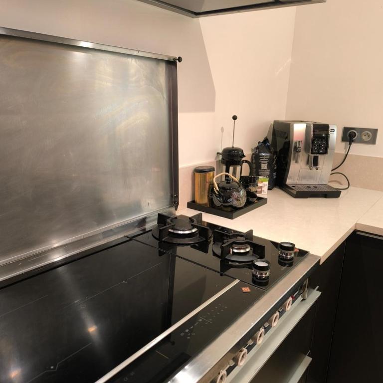Chambres confortables et cosy en hypercentre d'Orléans - Chambre Double avec Salle de Bains Privative - 17
